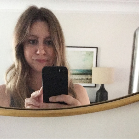 Meet your Posher, Paige - Picture 1 of 1